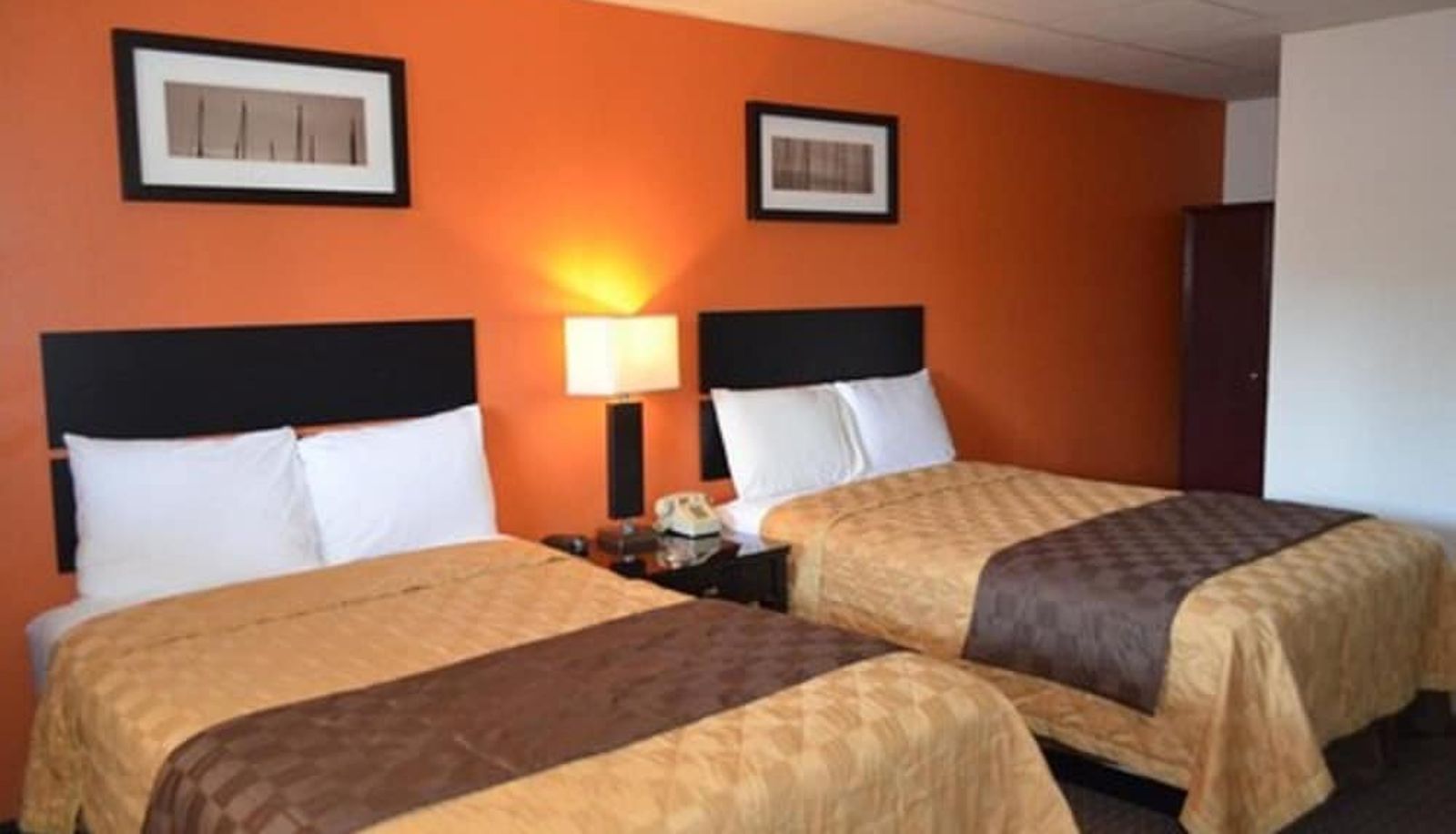 Chambre supérieure (double) - Enfield Inn