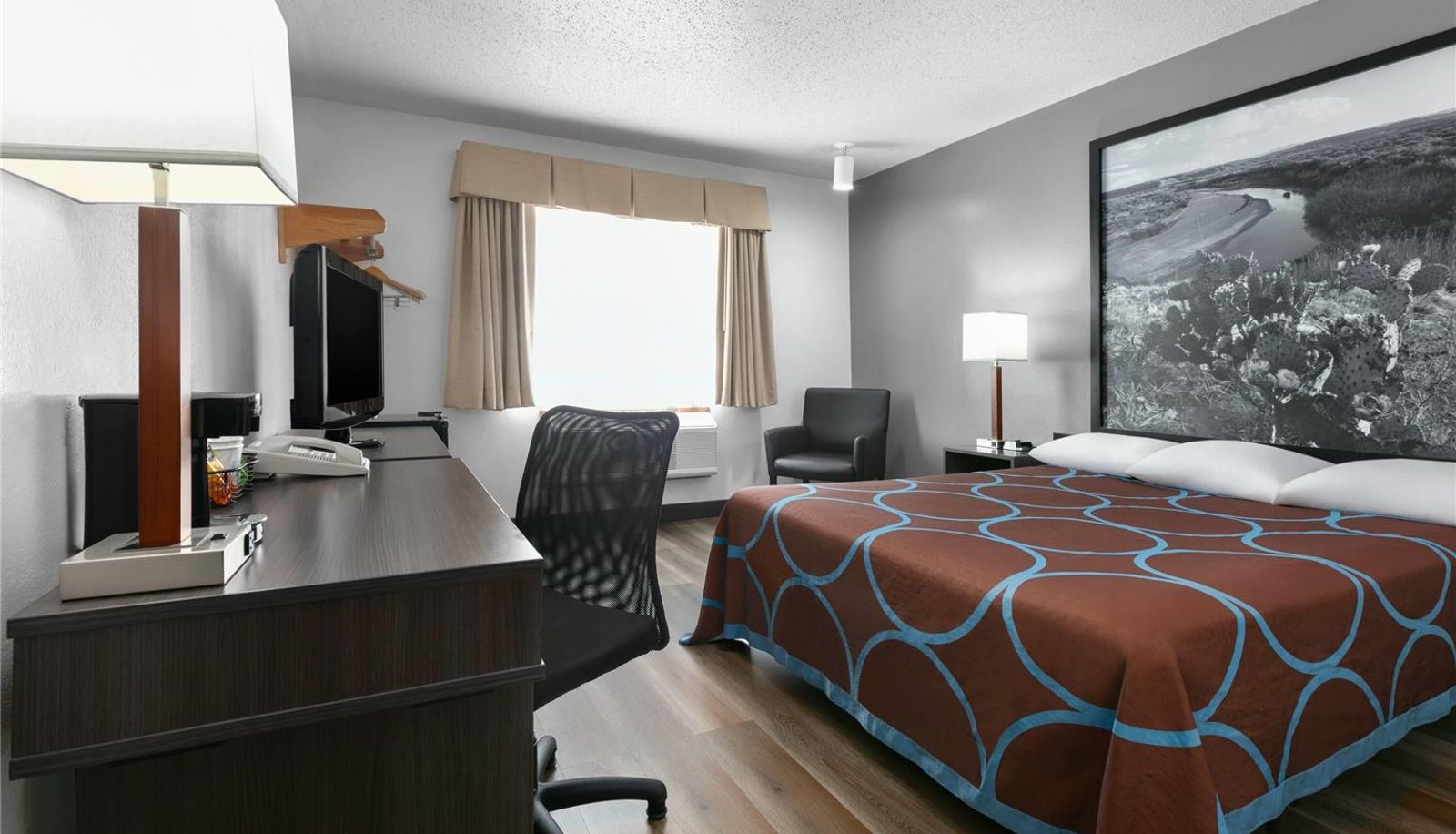 Room - Super 8 by Wyndham Grapevine/DFW Airport Northwest
