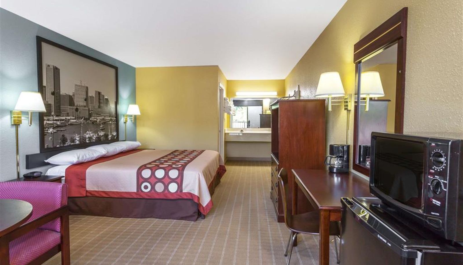 Room - Super 8 by Wyndham Jessup/Baltimore Area