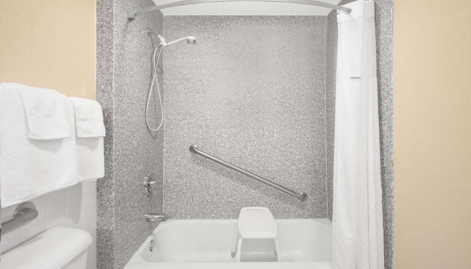 Zimmer - Super 8 by Wyndham Ashland