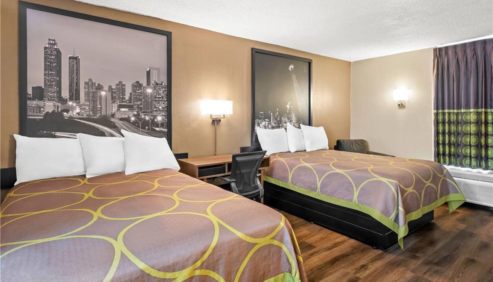 Room - Super 8 by Wyndham Commerce