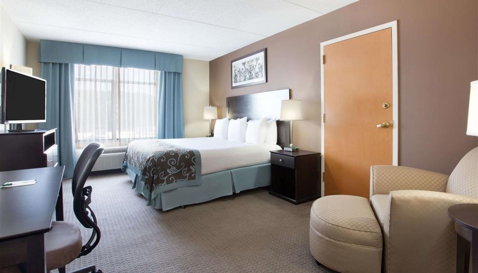 Room - Wingate by Wyndham Garner/Raleigh South