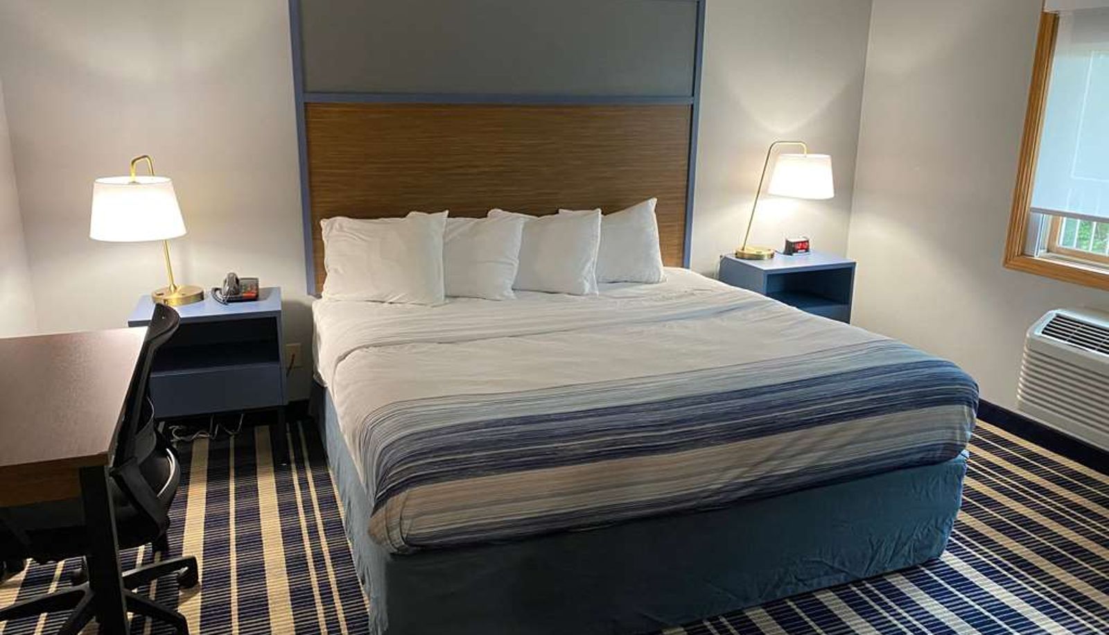 Kamer - AmericInn by Wyndham Chanhassen