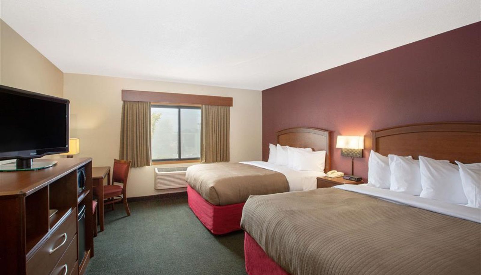 Room - AmericInn by Wyndham Kearney