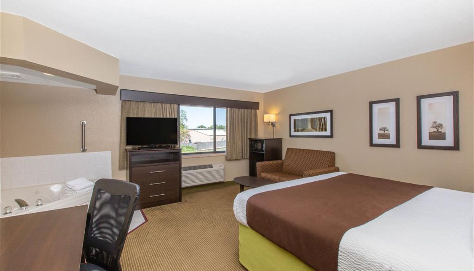 Room - AmericInn by Wyndham Okoboji