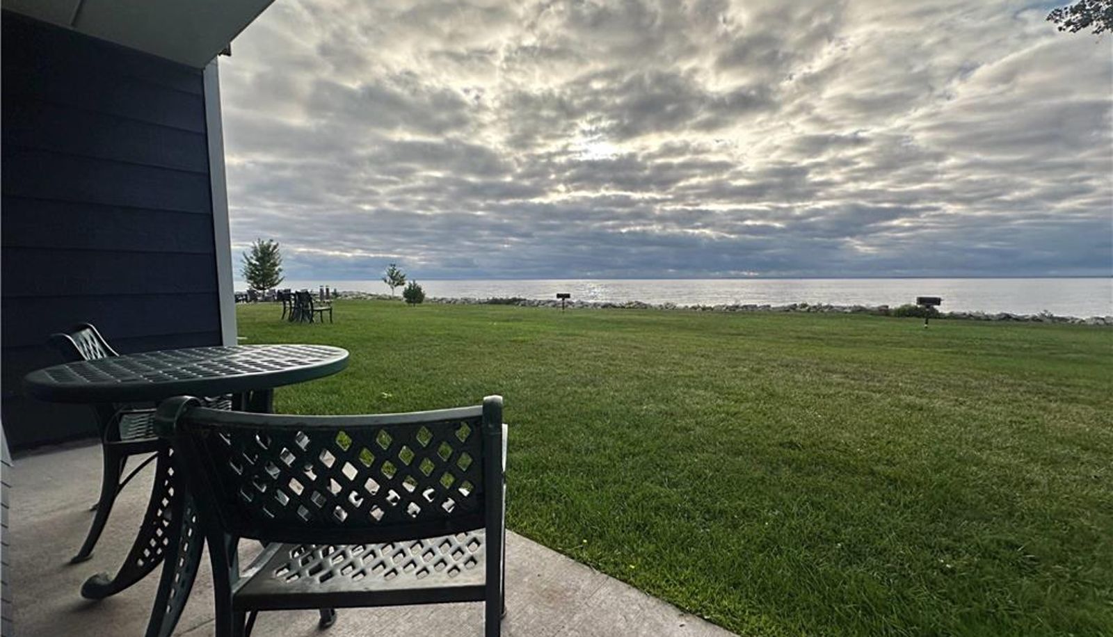Zimmer - AmericInn by Wyndham Menominee