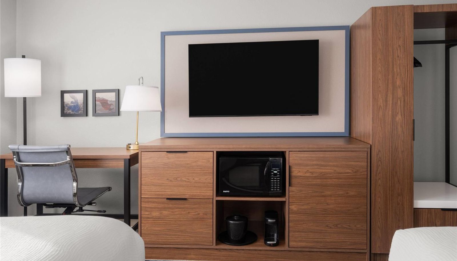 Habitación - AmericInn by Wyndham Grand Forks