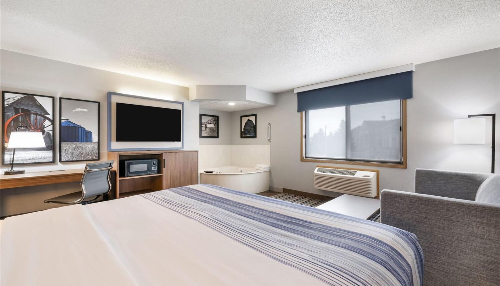 Suite - AmericInn by Wyndham Bismarck