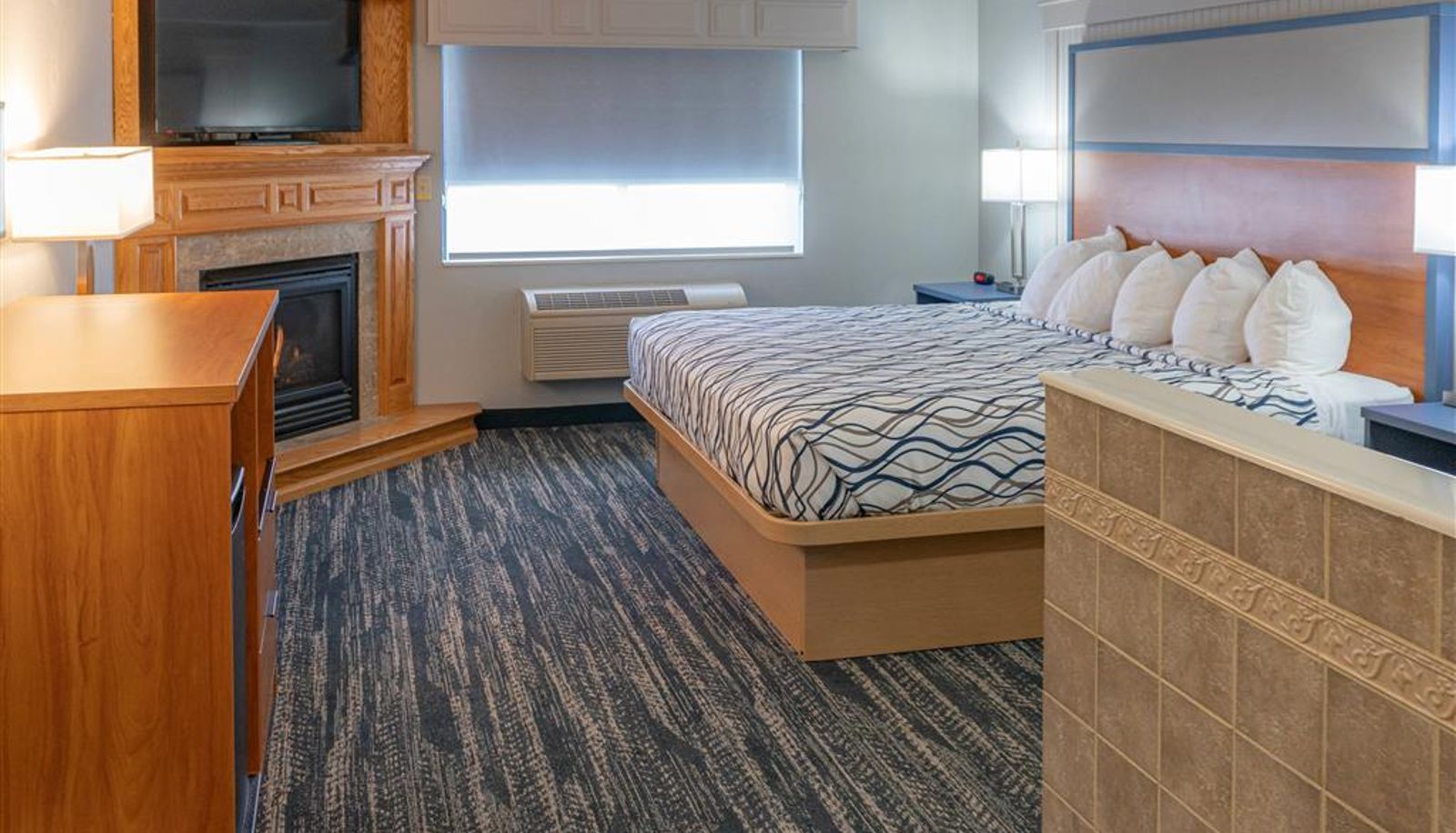 Room - AmericInn by Wyndham Wabasha
