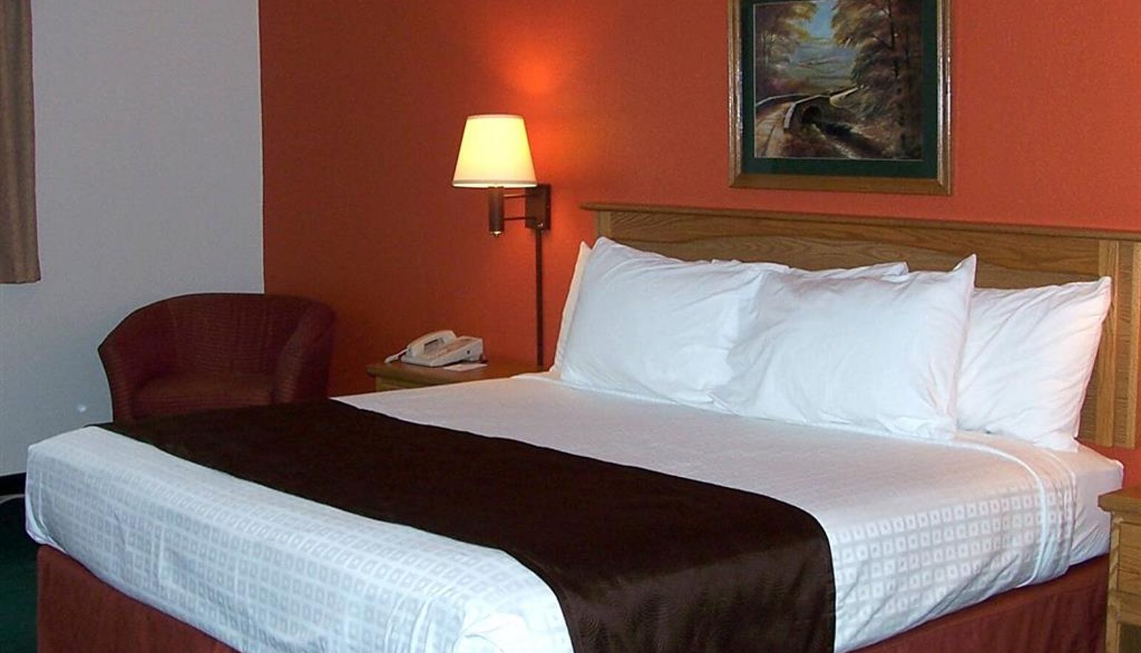 Zimmer - AmericInn by Wyndham Garden City