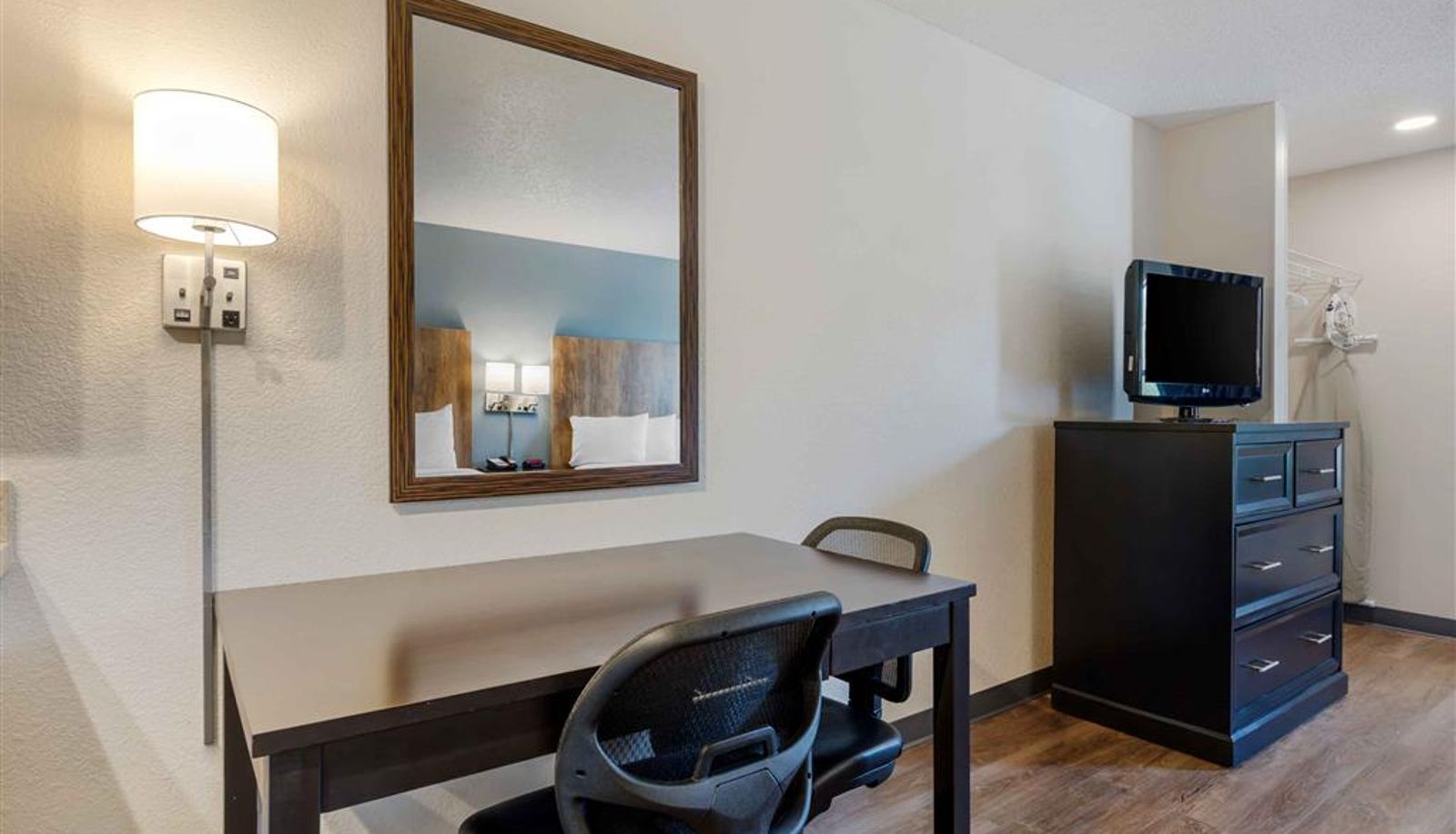 Room - Extended Stay America - San Francisco - San Mateo - SFO