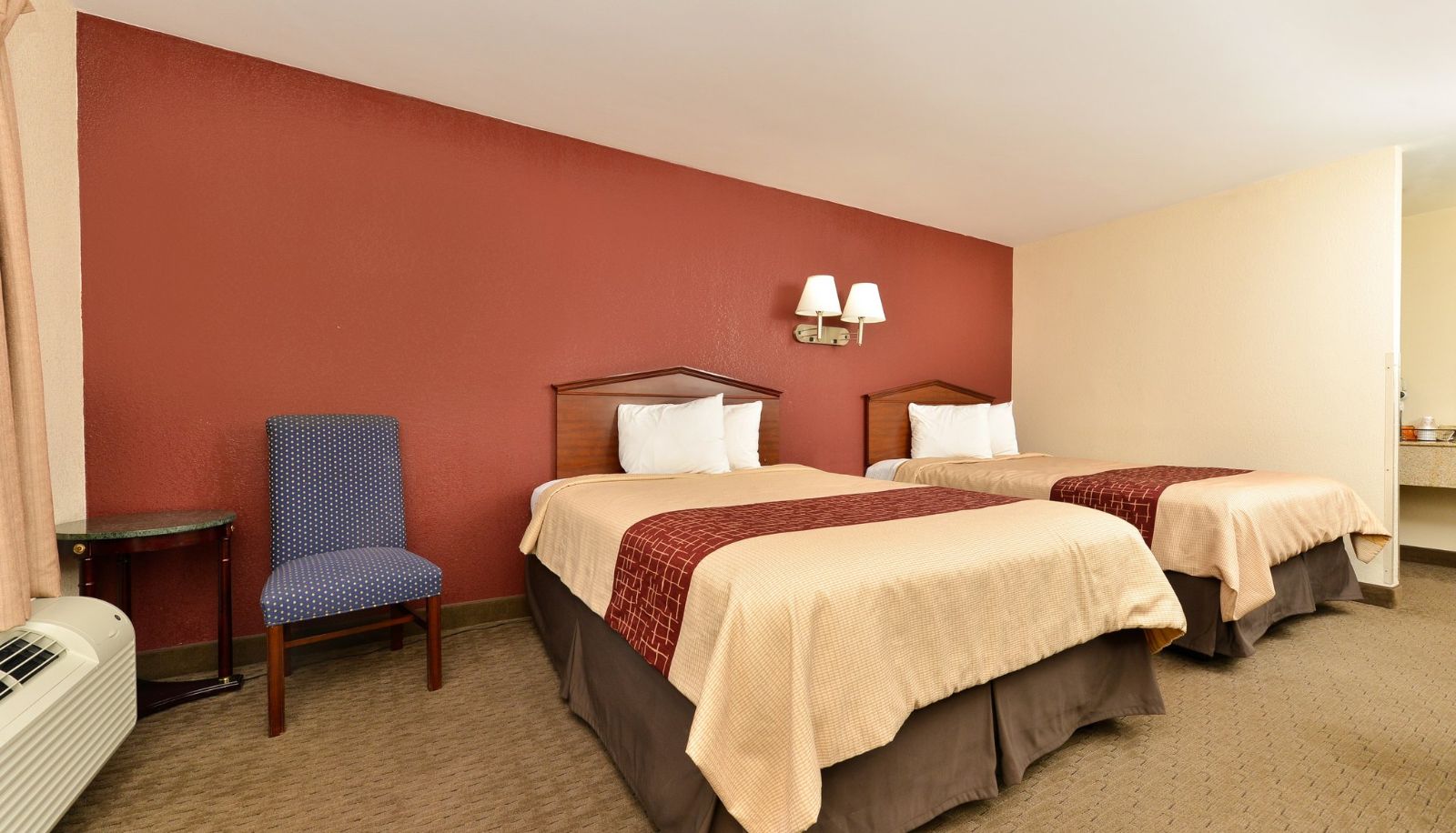 Room - Red Roof Inn Dalton