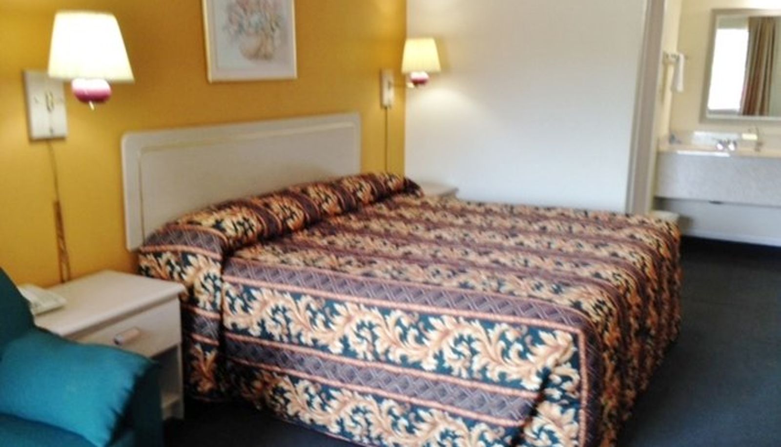 Room - OYO Hotel Vicksburg Southeast