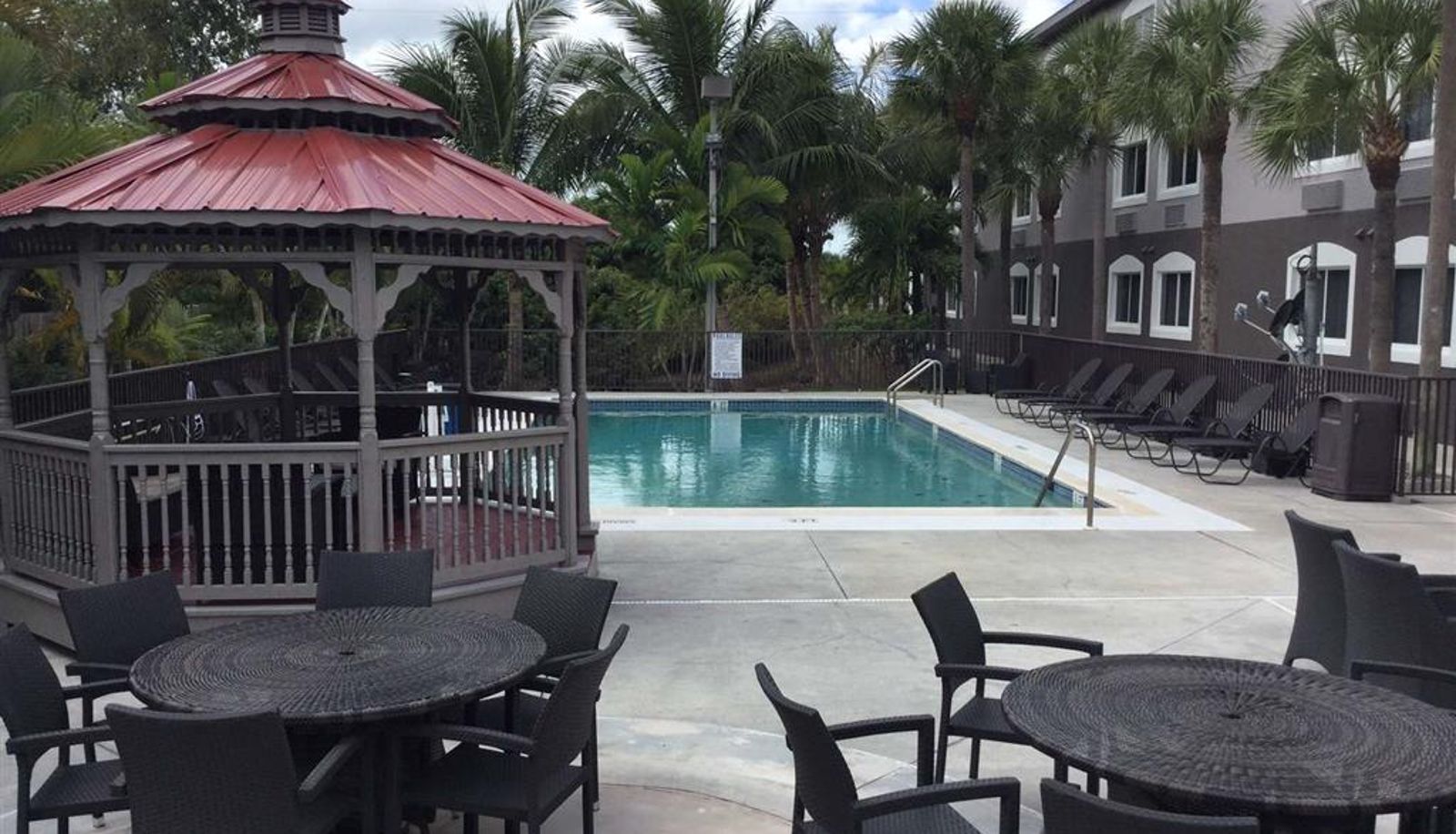 Info - Days Inn & Suites by Wyndham Bonita Springs North Naples