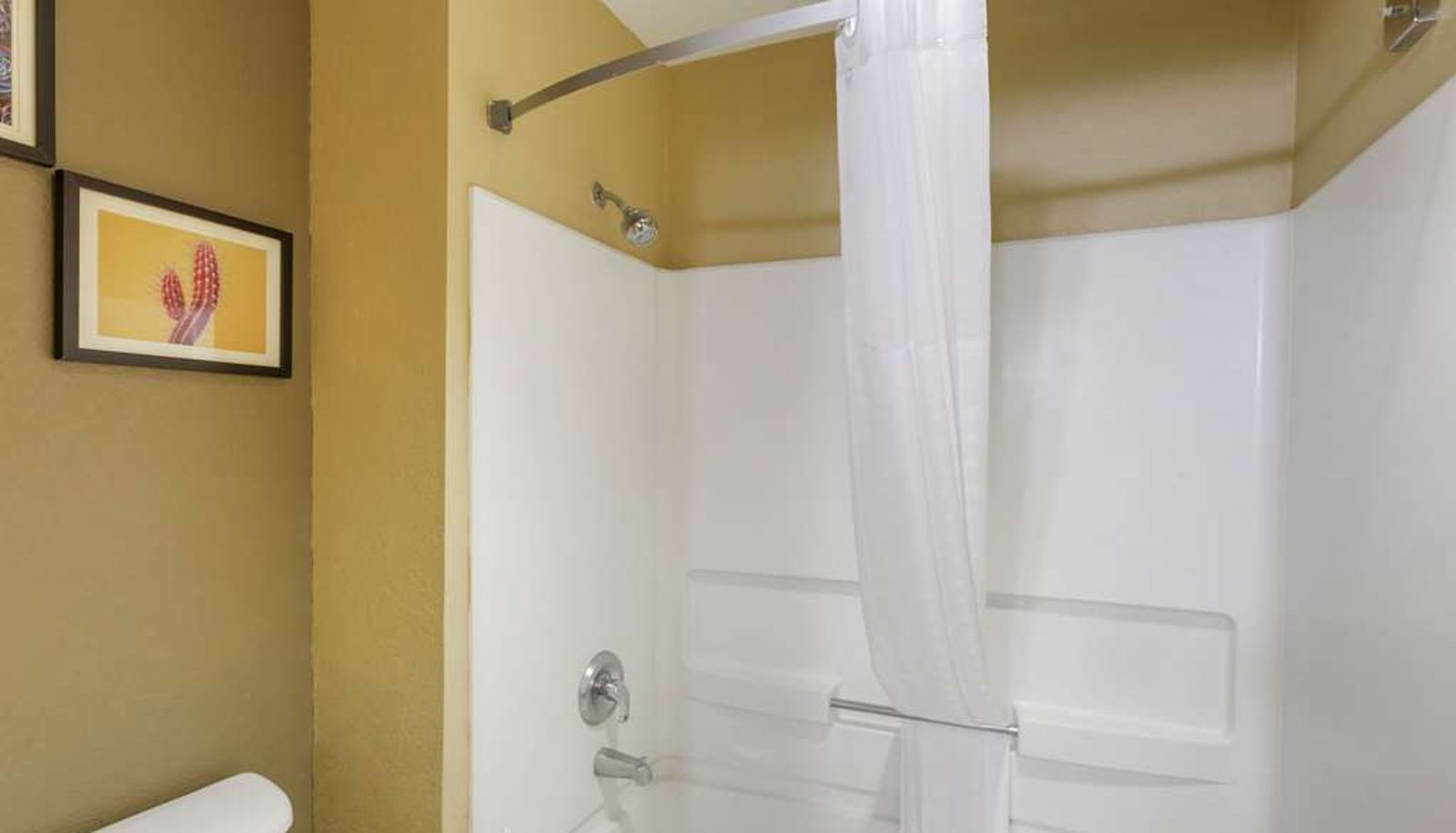 Zimmer - Comfort Inn Green Valley I-19