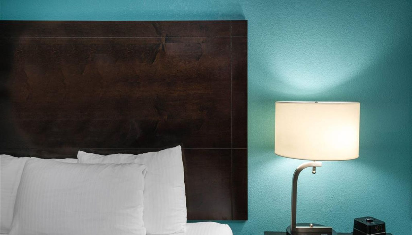 Zimmer - La Quinta Inn & Suites by Wyndham Knoxville East