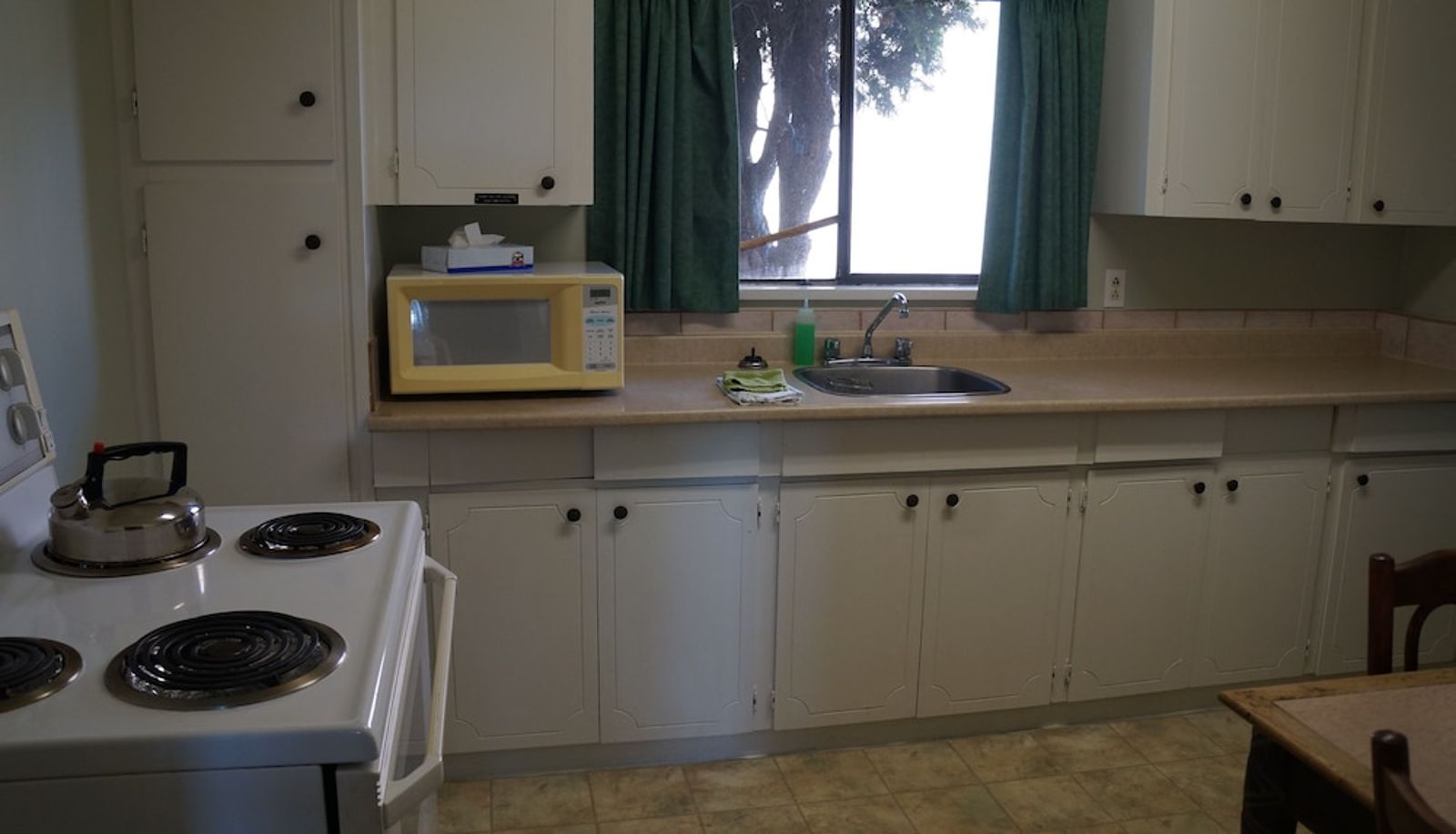 Info - Westward Inn & Suites