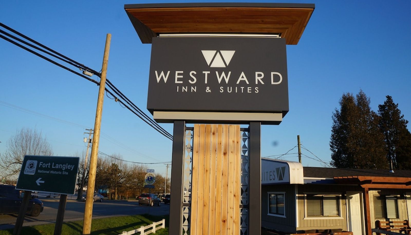 Info - Westward Inn & Suites