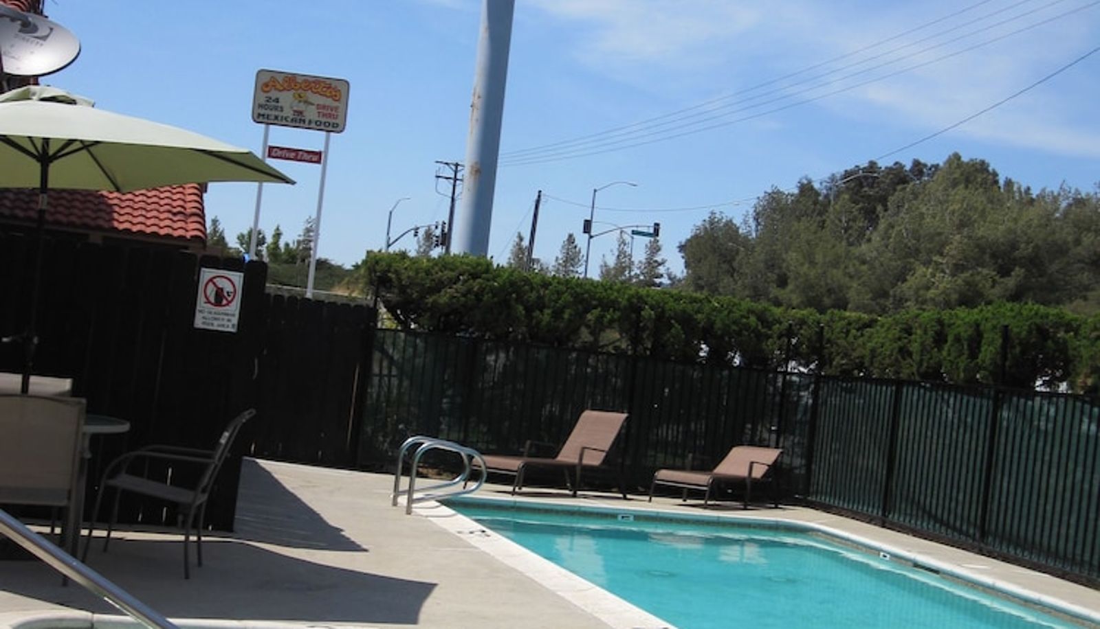 Pool - Rancho California Inn