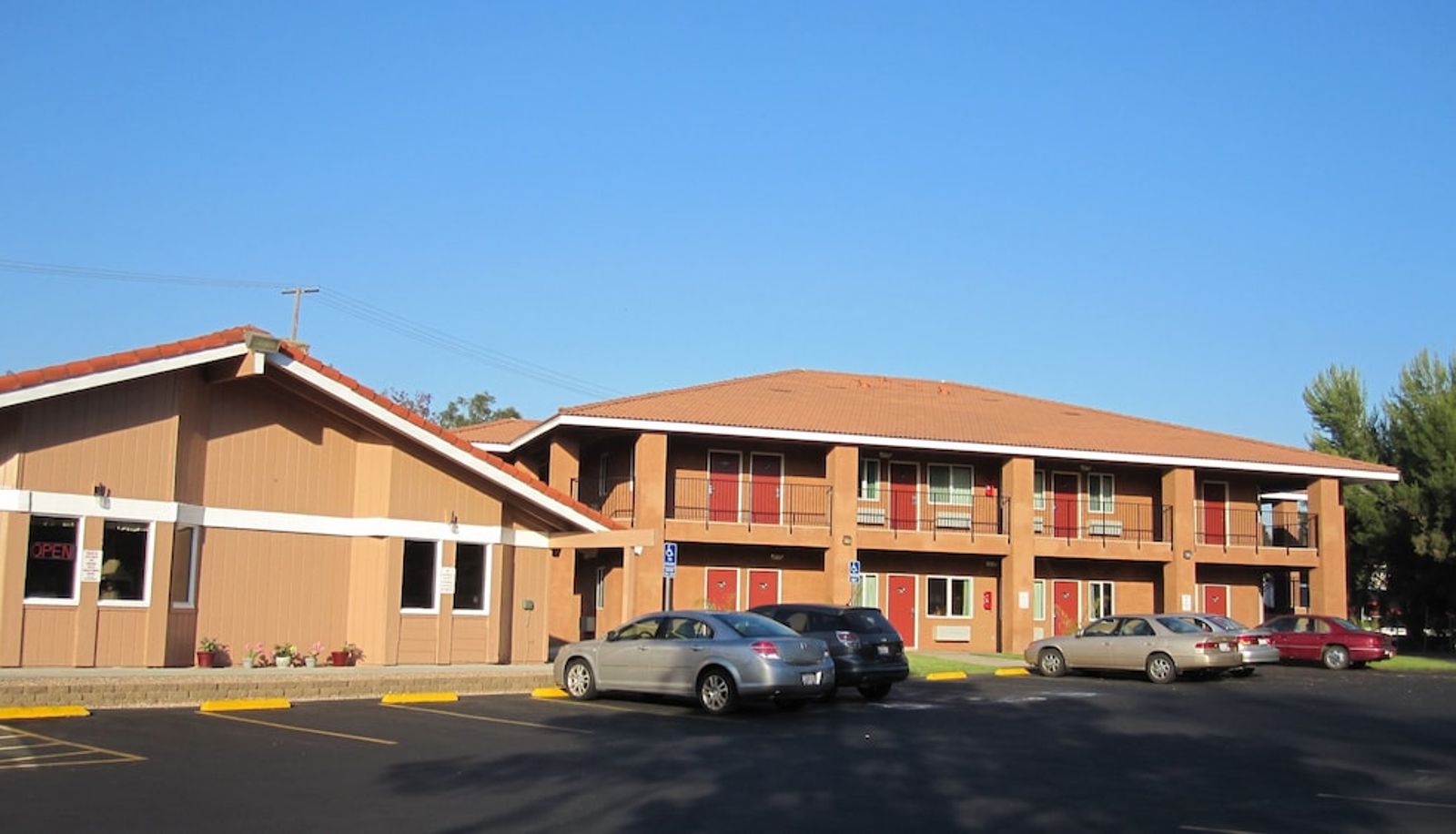 Info - Rancho California Inn