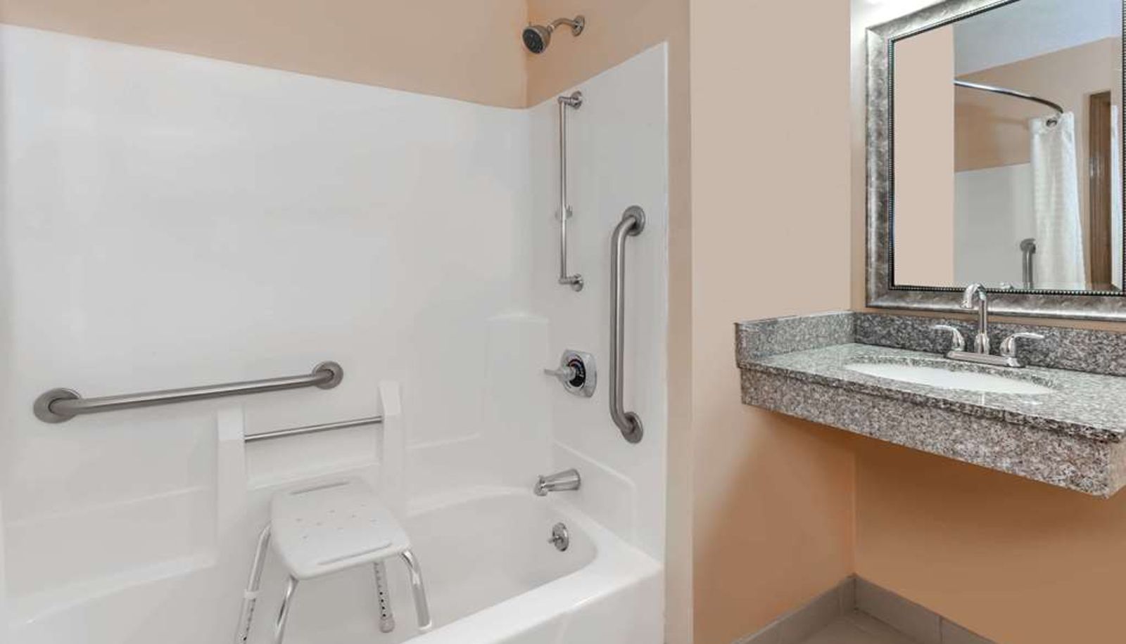 Chambre - Super 8 by Wyndham Bowling Green South