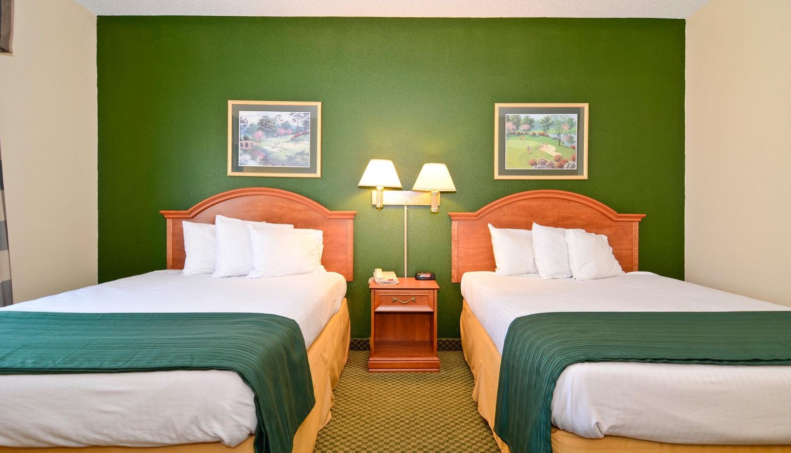 Zimmer - Baymont by Wyndham Louisville Southwest
