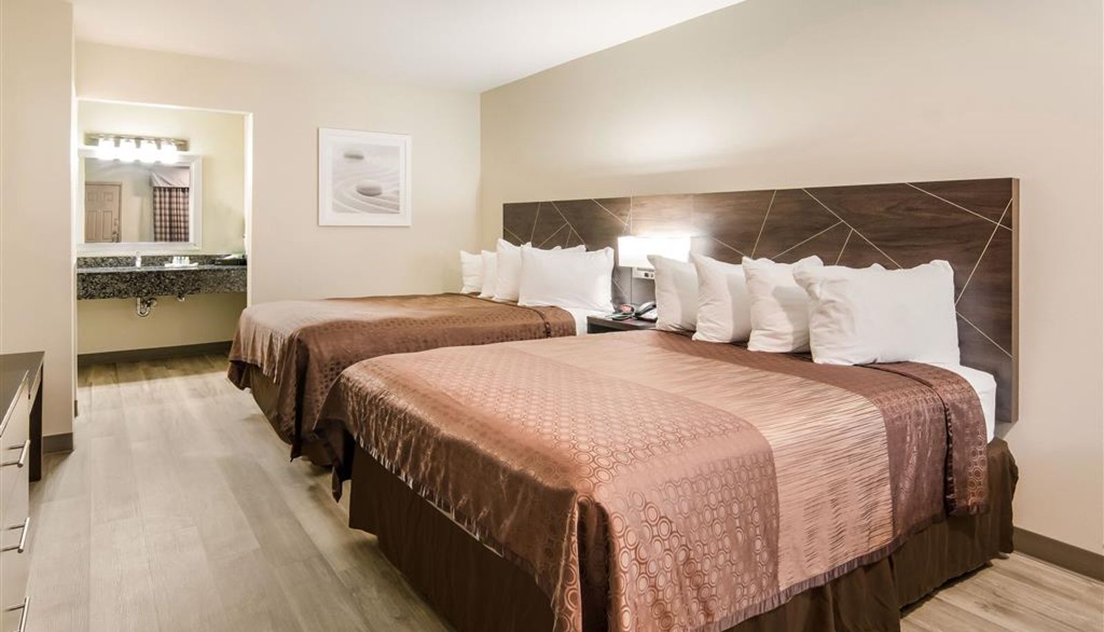 Habitación - Quality Inn & Suites Dallas-Cityplace