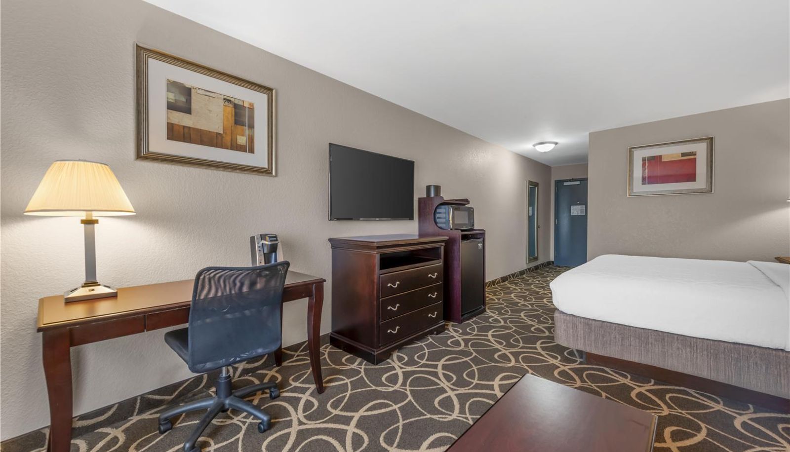 Room - Best Western Plus Eau Claire Conference Center