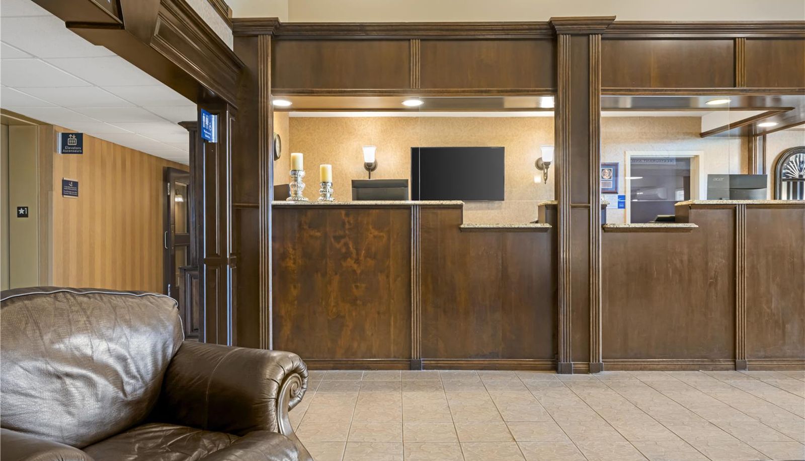 Sala - Best Western Plus Grand-Sault Hotel & Suites