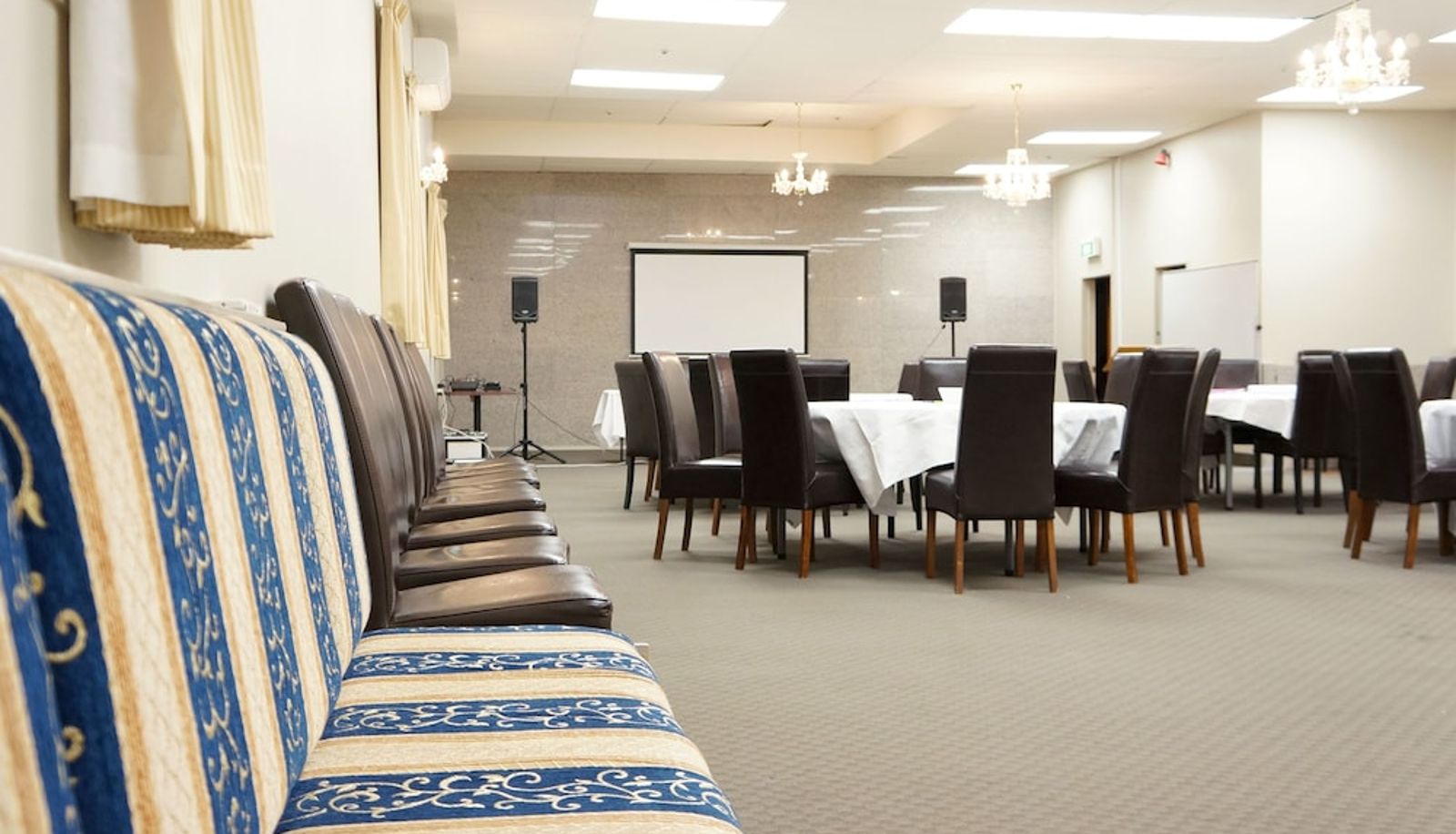 Meeting room - The Victoria Hotel Dunedin