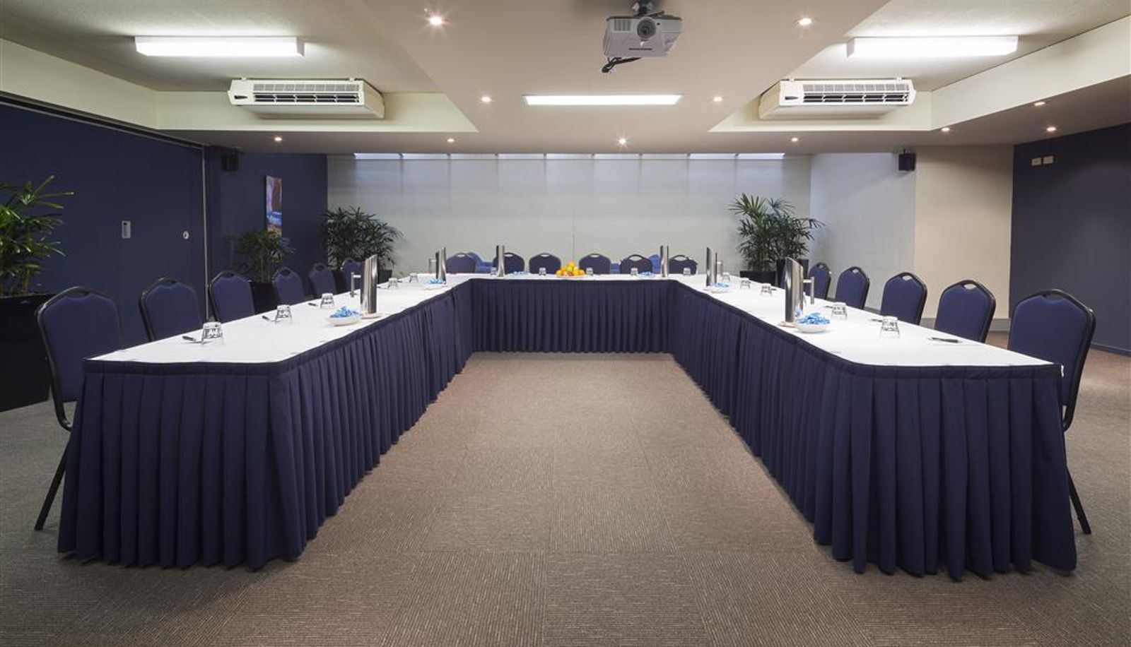 Conference room - Parklands Central Apartment Hotel