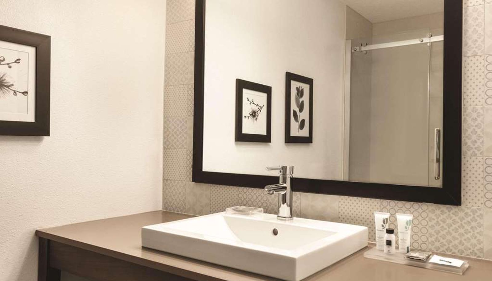 Zimmer - Country Inn & Suites by Radisson Buffalo MN