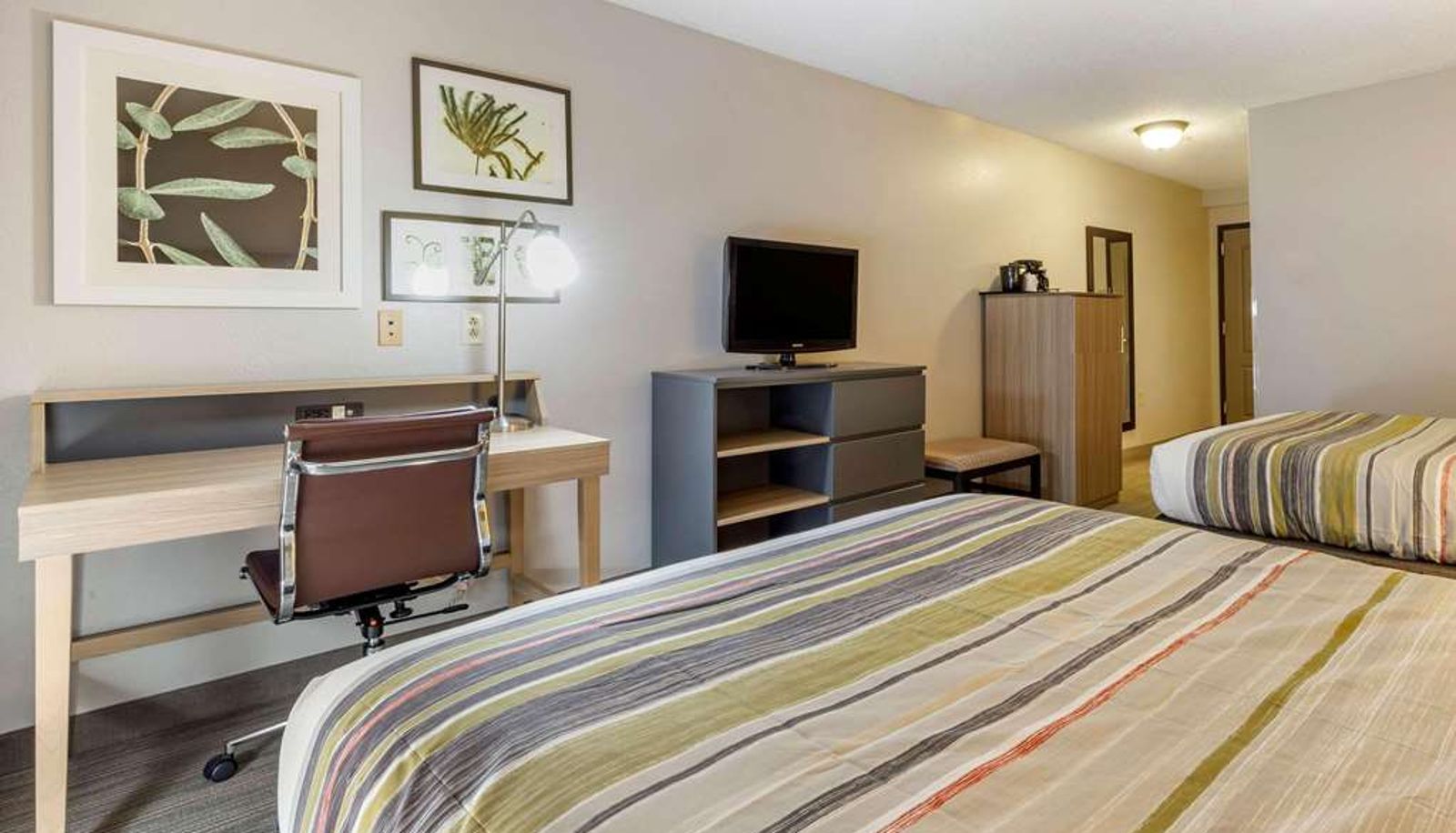 Zimmer - Country Inn & Suites by Radisson Lumberton NC