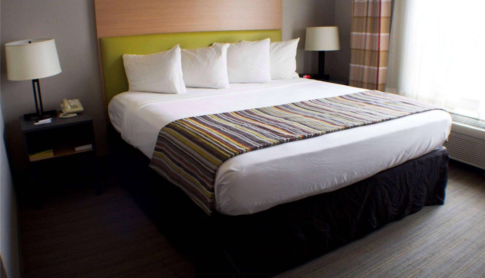 Room - Country Inn & Suites by Radisson Appleton WI