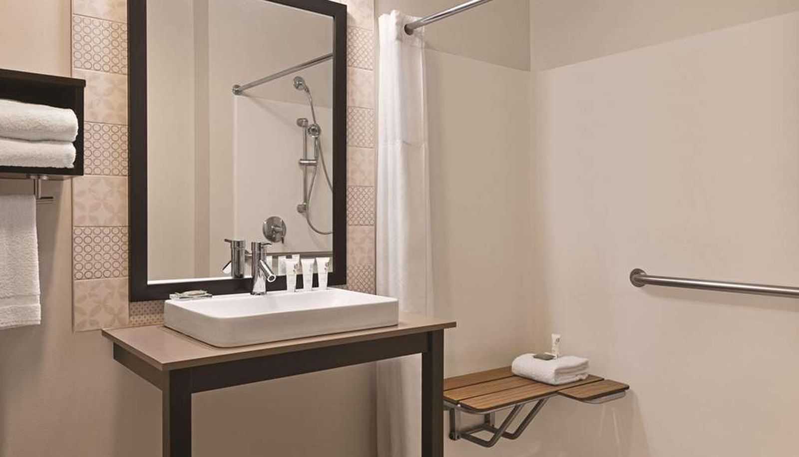 Zimmer - Country Inn & Suites by Radisson Monona - Madison East
