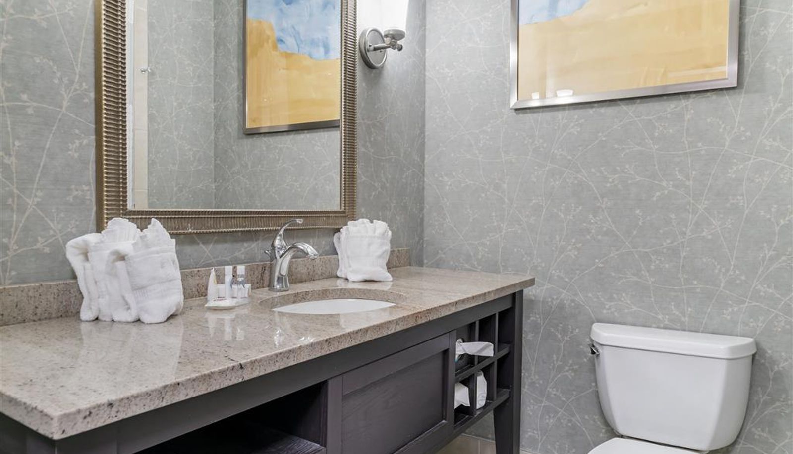 Room - Comfort Inn Plainwell