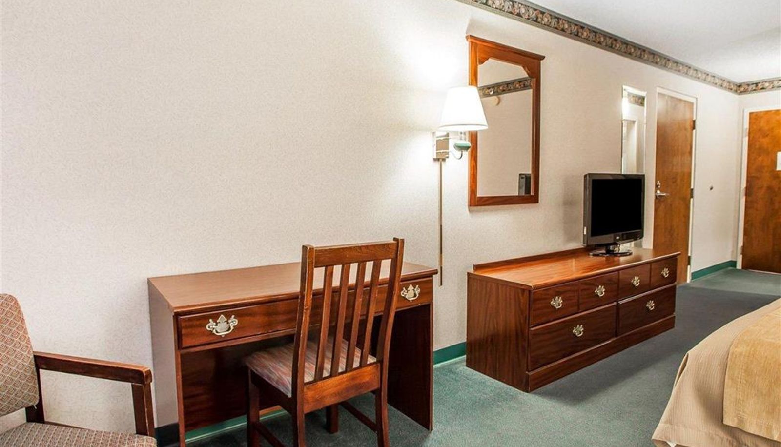 Zimmer - Quality Inn Midway