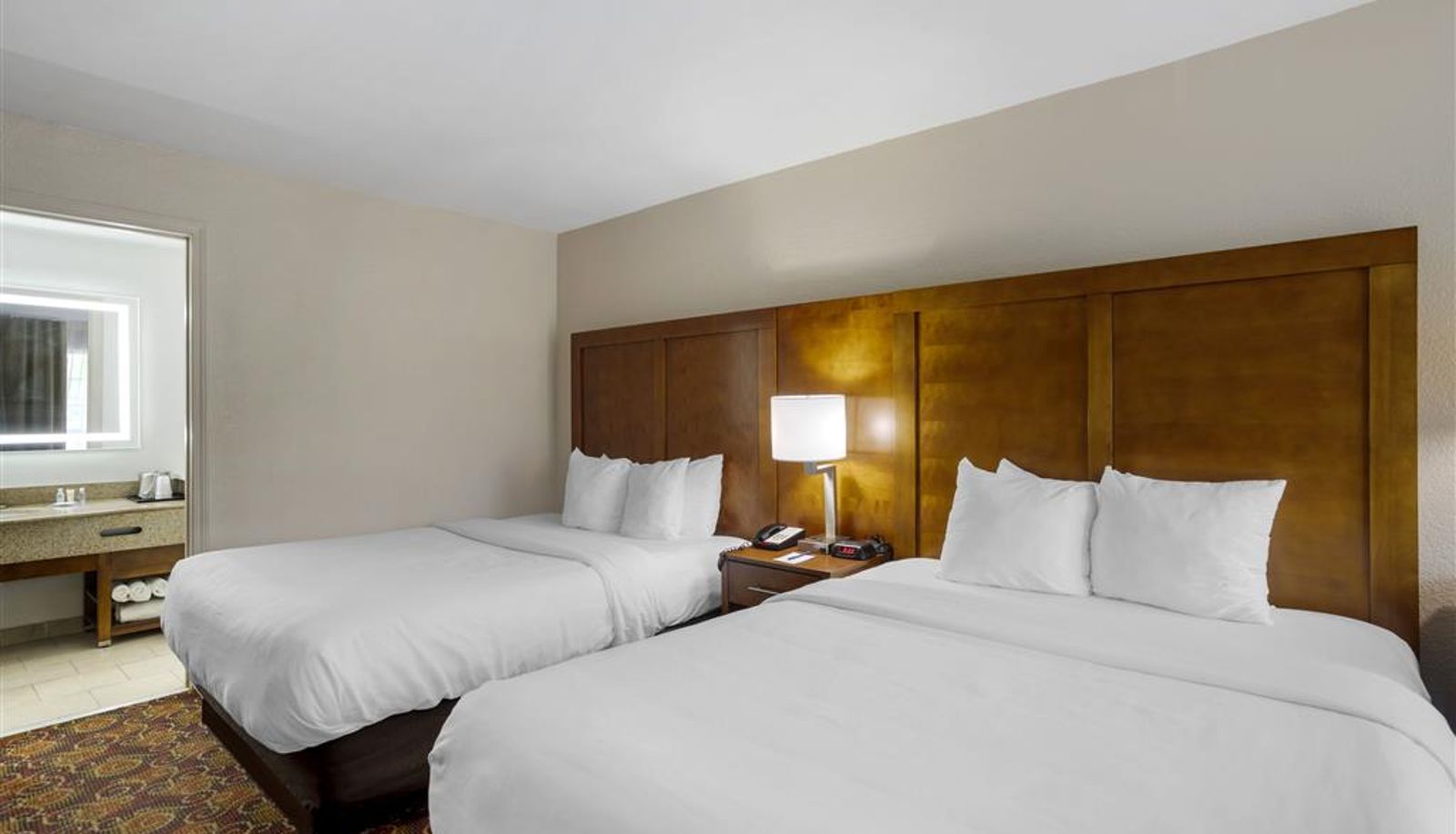 Zimmer - Comfort Inn Downtown Nashville - Music City Center