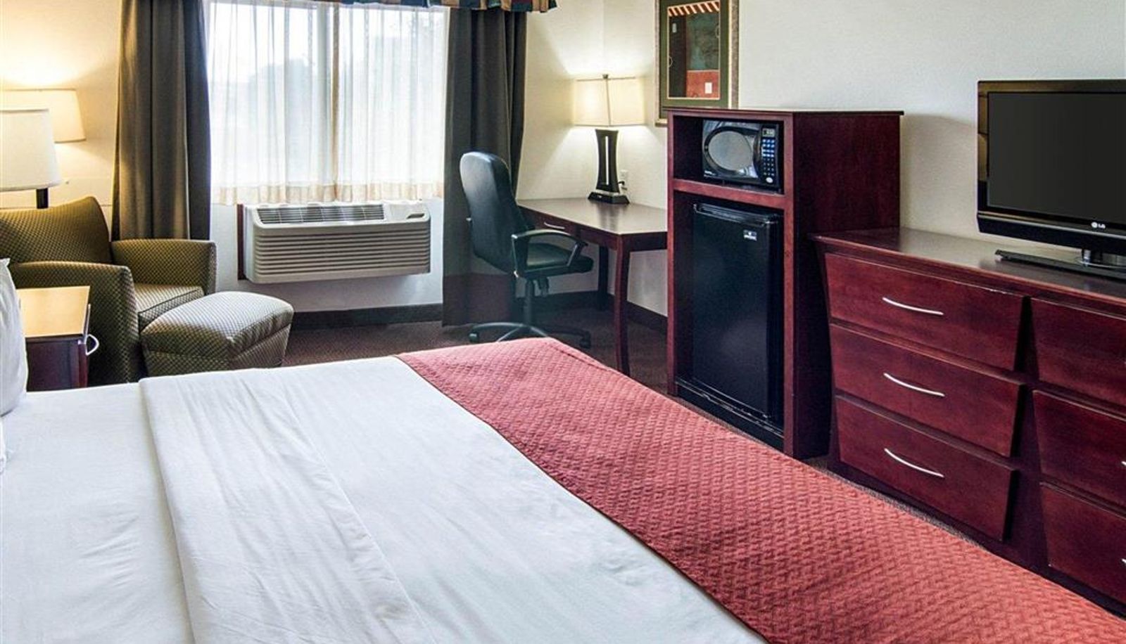 Room - Quality Inn Midland South