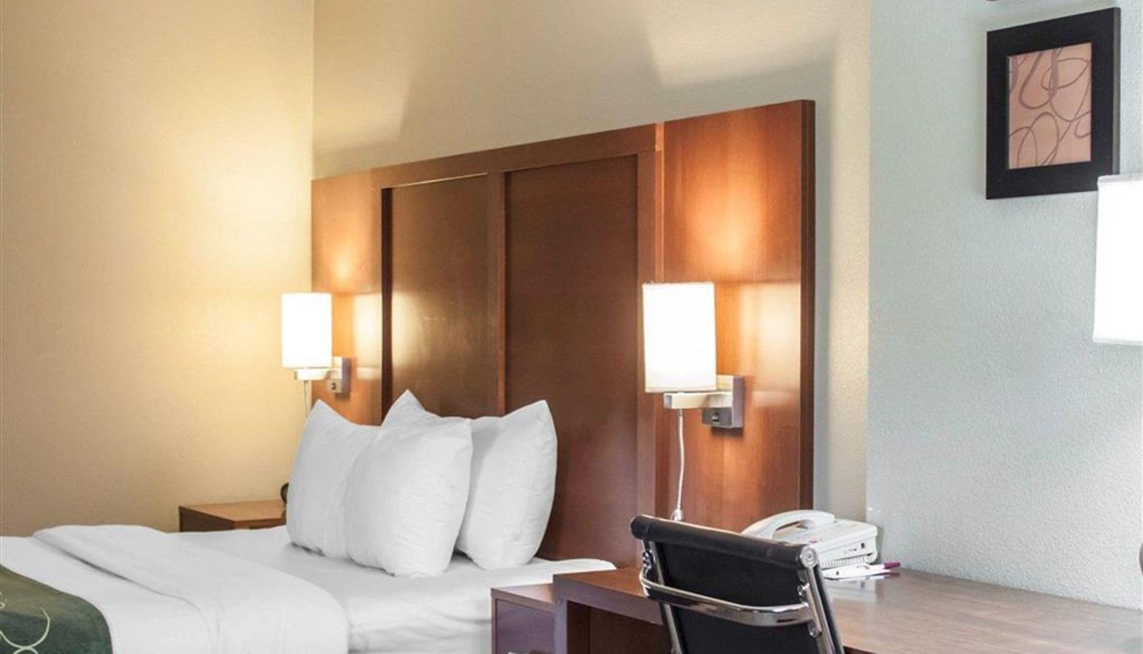 Kamer - Comfort Suites Airport