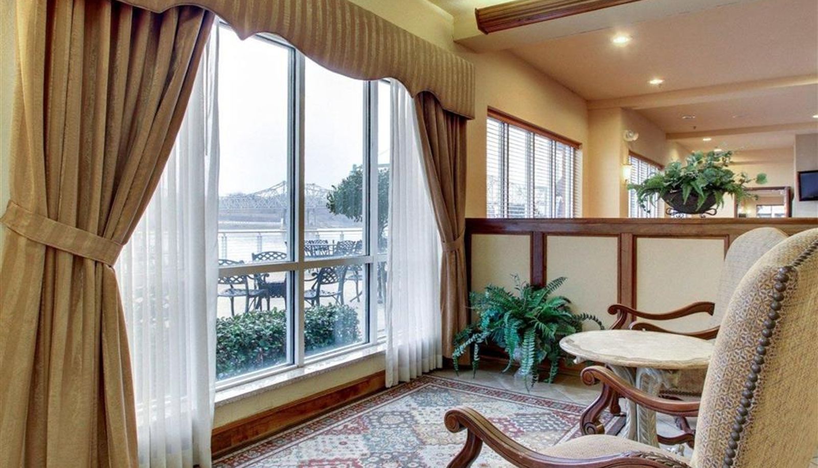 Lobby - Clarion Suites Vidalia Riverfront
