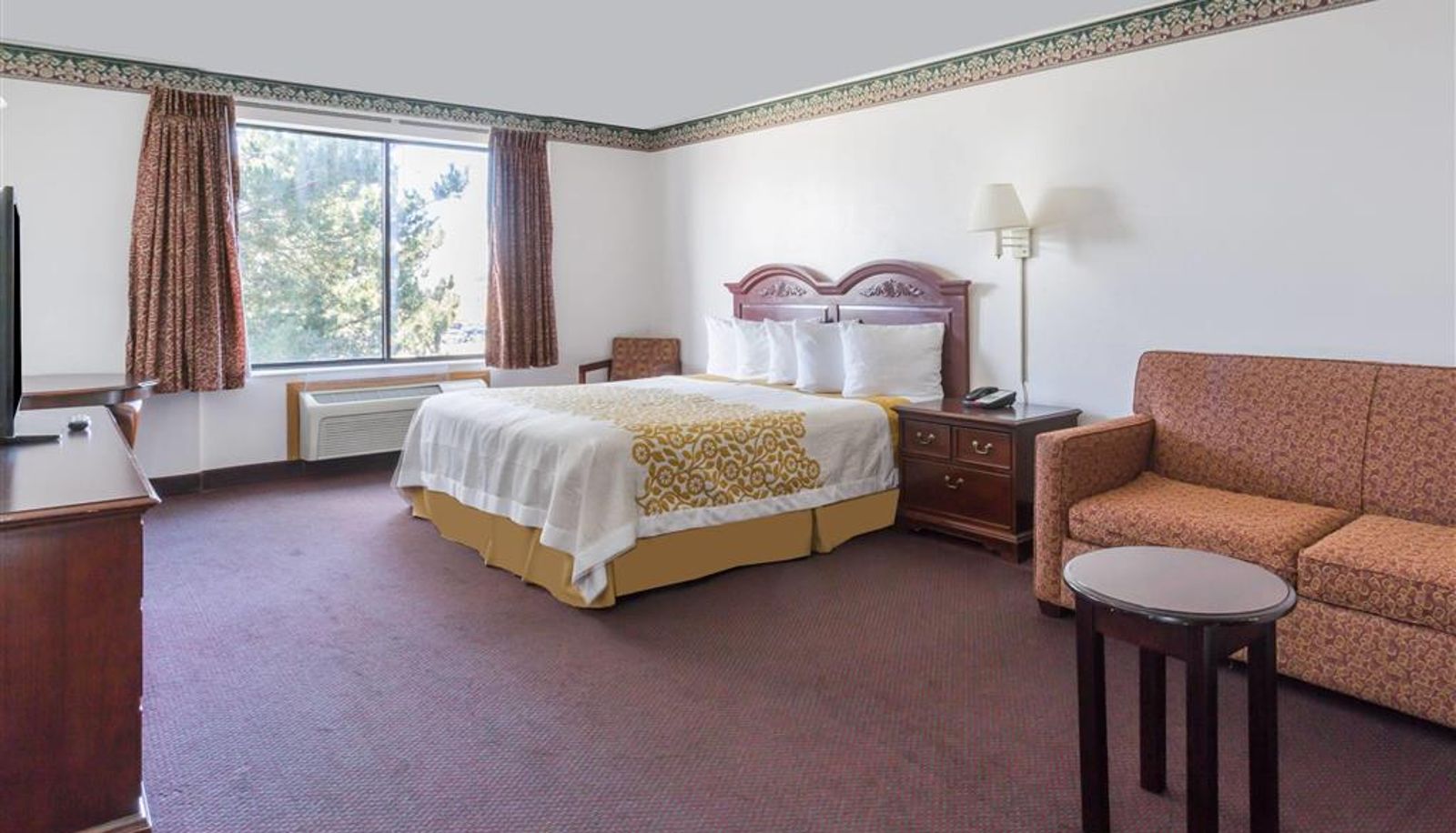 Zimmer - Days Inn by Wyndham Evanston WY