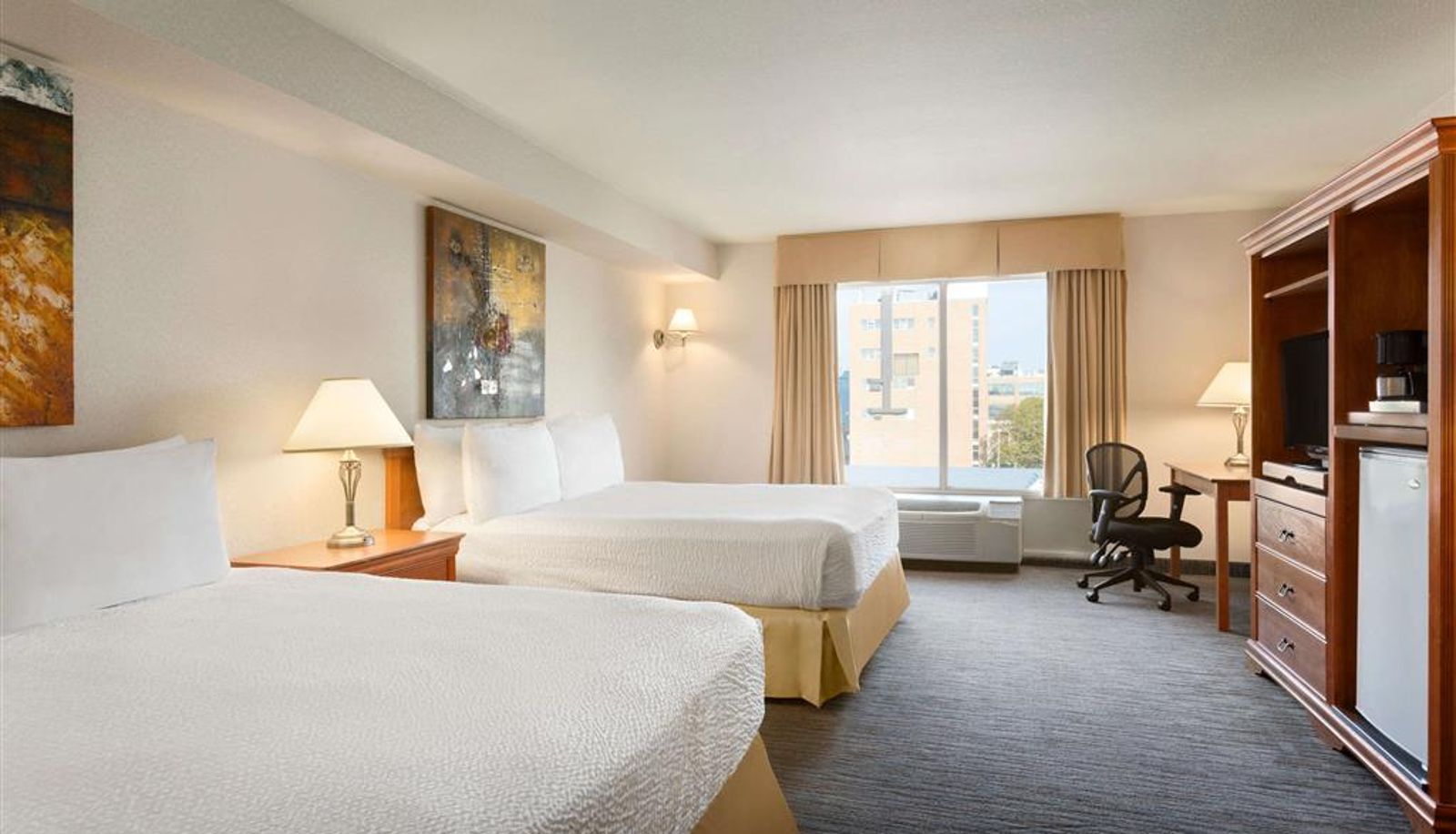 Zimmer - Days Inn by Wyndham Niagara Falls Centre St. By the Falls