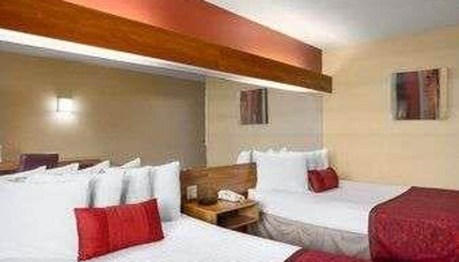 Zimmer - Days Inn & Suites by Wyndham Lafayette IN