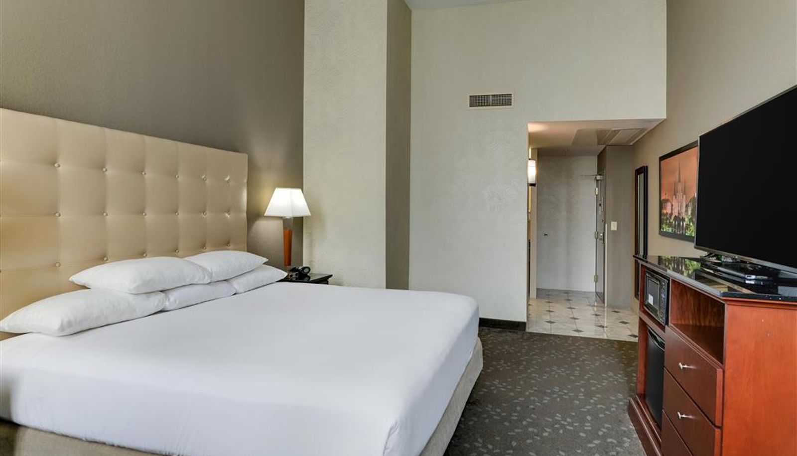 Room - Drury Plaza Hotel New Orleans