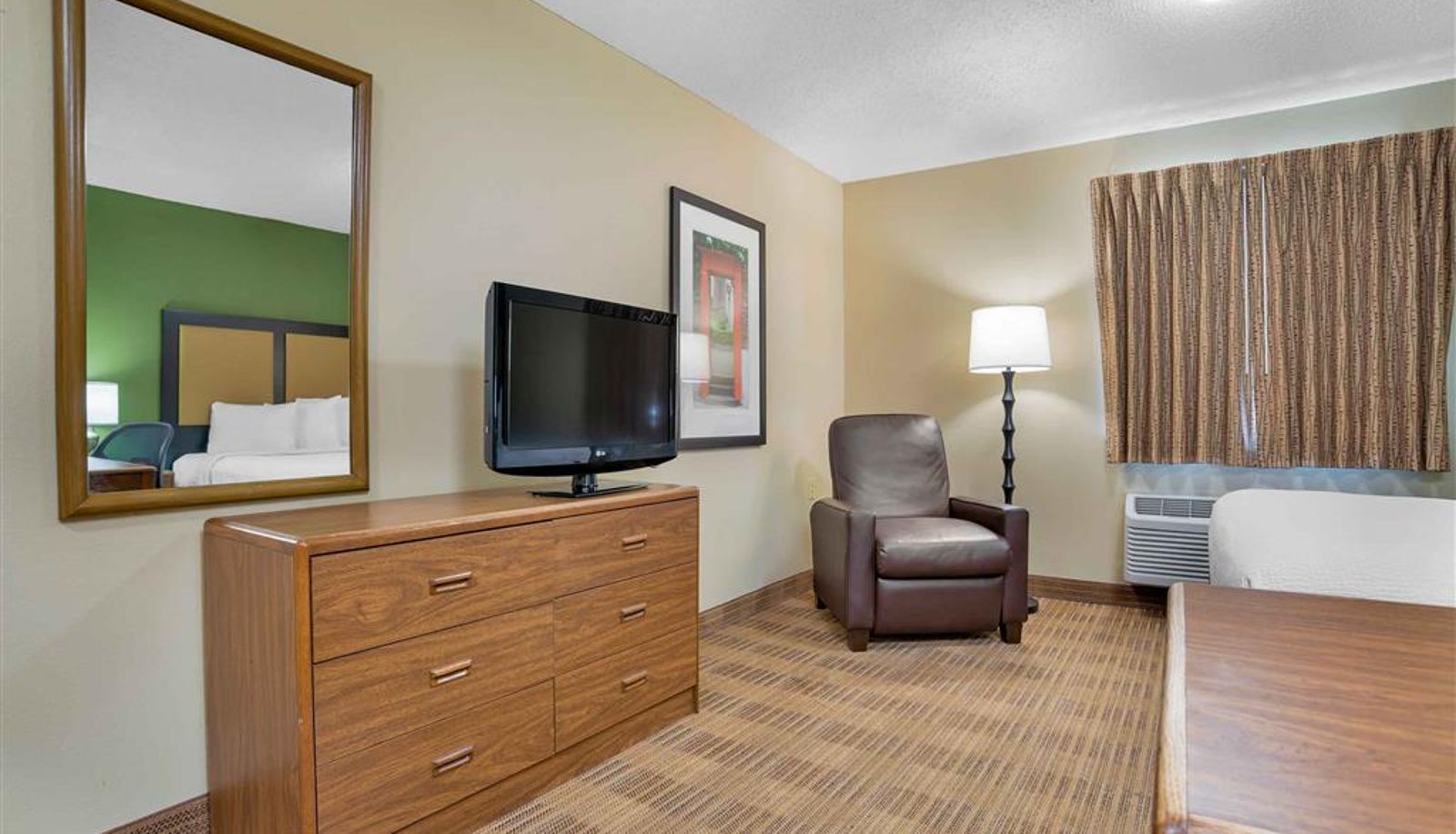 Room - Extended Stay America Select Suites - Birmingham - Inverness