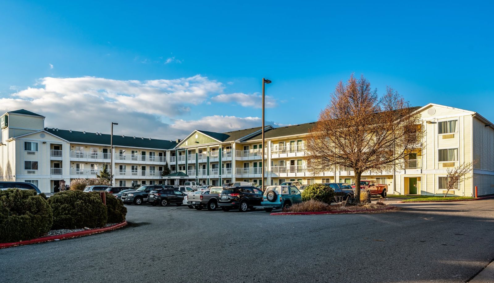Info - HomeTowne Studios Spokane - Valley