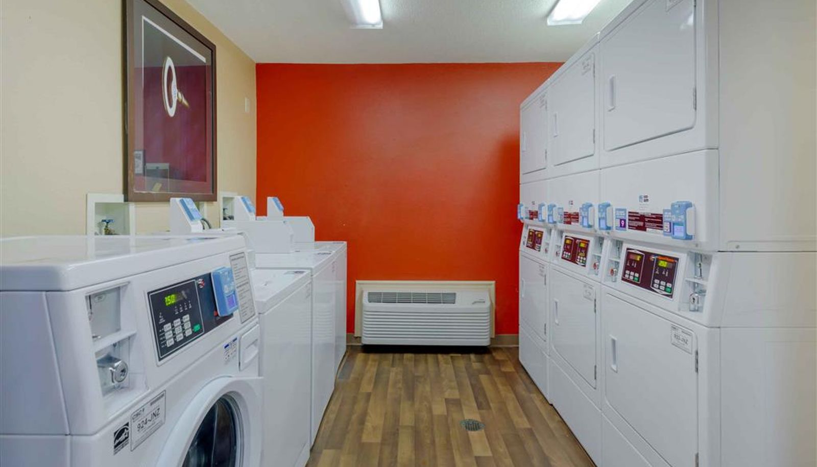 Interior view - Extended Stay America - Raleigh - RTP - 4610 Miami Blvd.