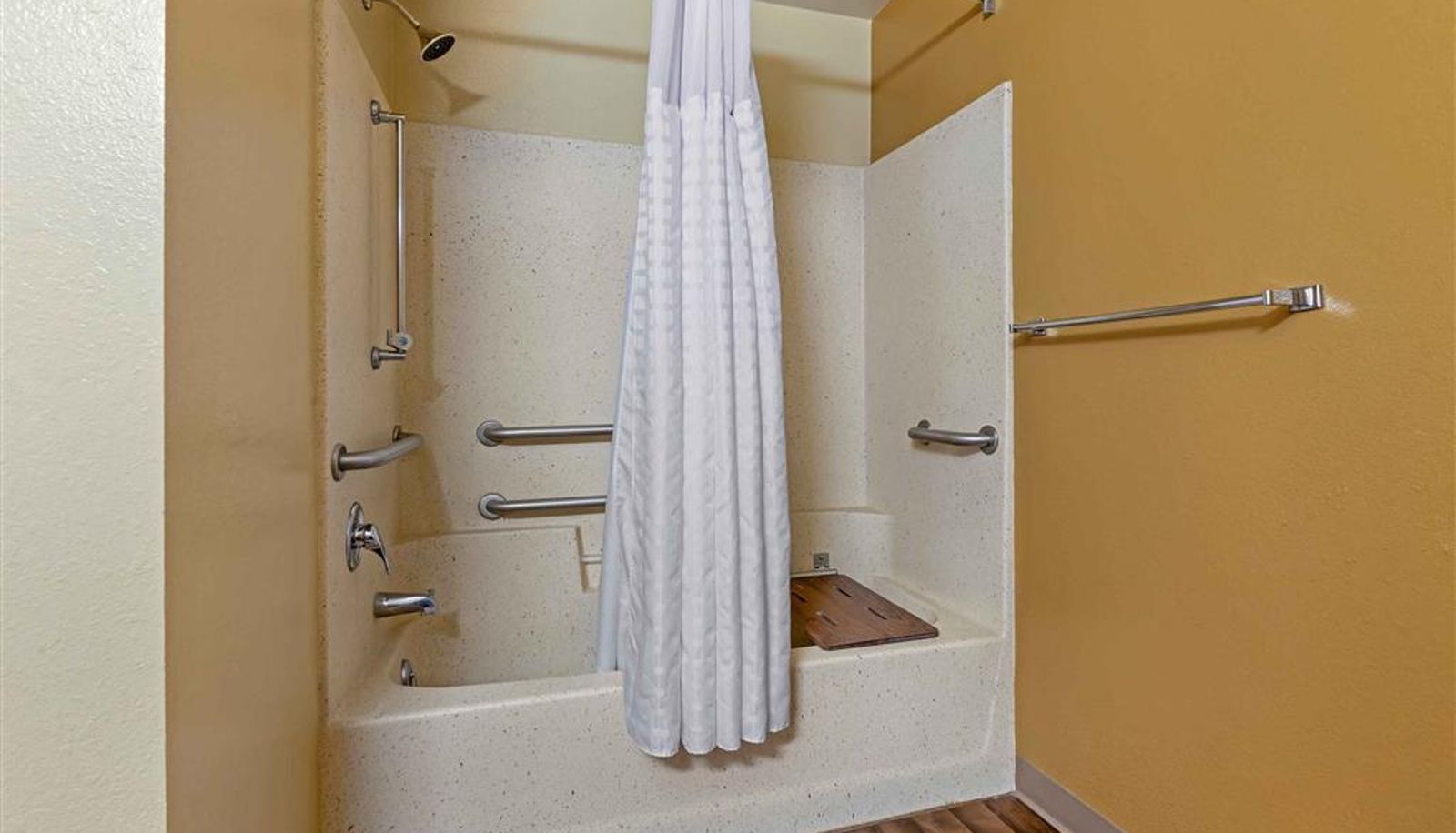 Zimmer - Extended Stay America Select Suites - Madison - Old Sauk Rd.