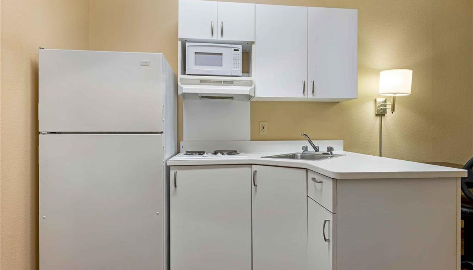 Room - Extended Stay America Select Suites - Chicago - Darien